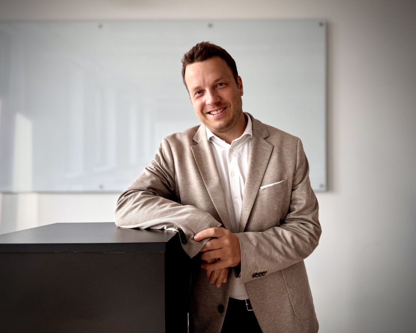 Portrait von Oliver Hoffmann, Gründer und Geschäftsführer von Northwind Visuals